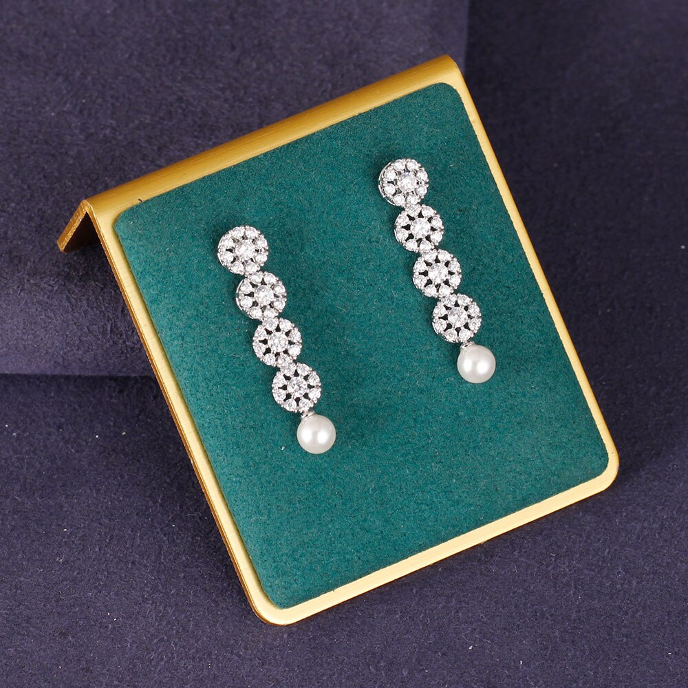 CTB Zari Elegant Jewelry Set