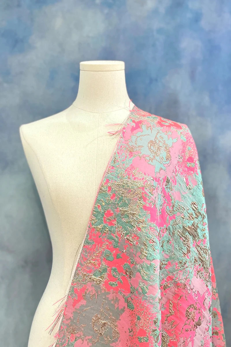 Embossed Jacquard Fabric Bronzing Green Rose Design Sewing Material Cheongsam Dress Garment Fabric 150cm Sold By Meter